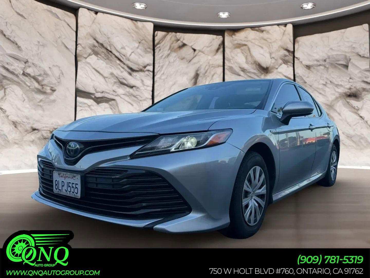 Used 2019 Toyota Camry LE FWD image 1