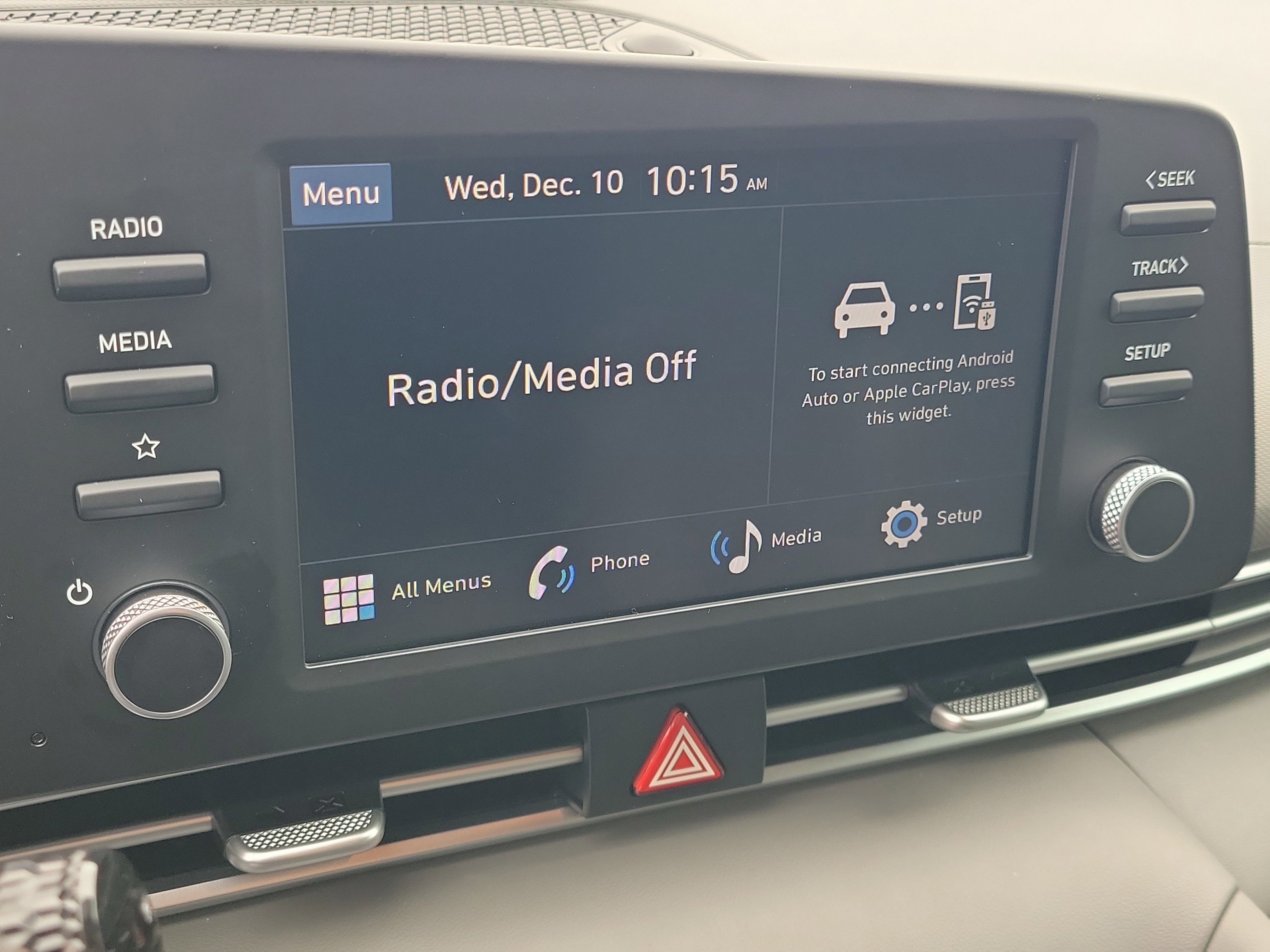 Certified 2025 Hyundai Elantra Sport image 25