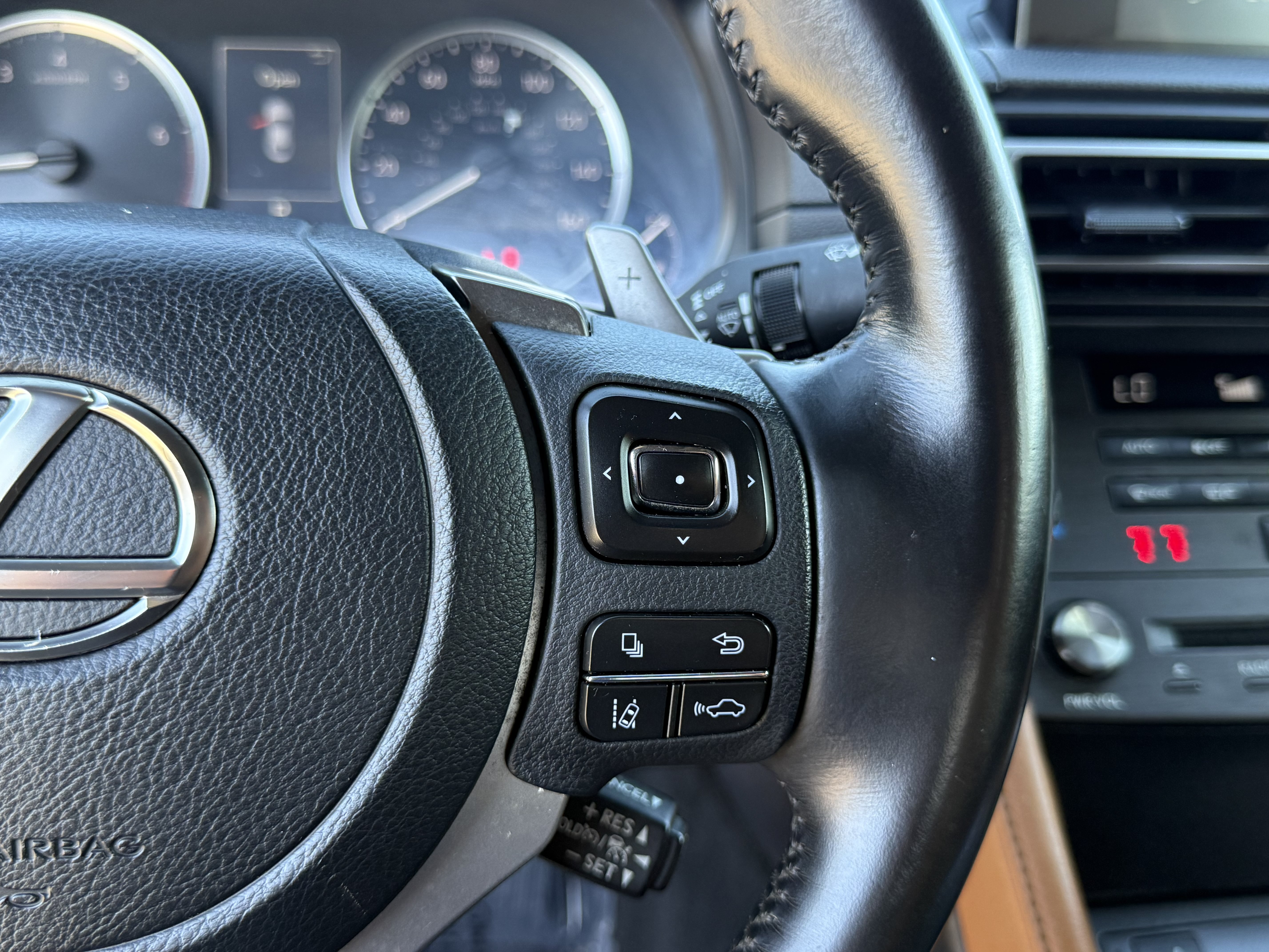 Certified 2024 Lexus RC 300 w/ Premium Package RWD image 24