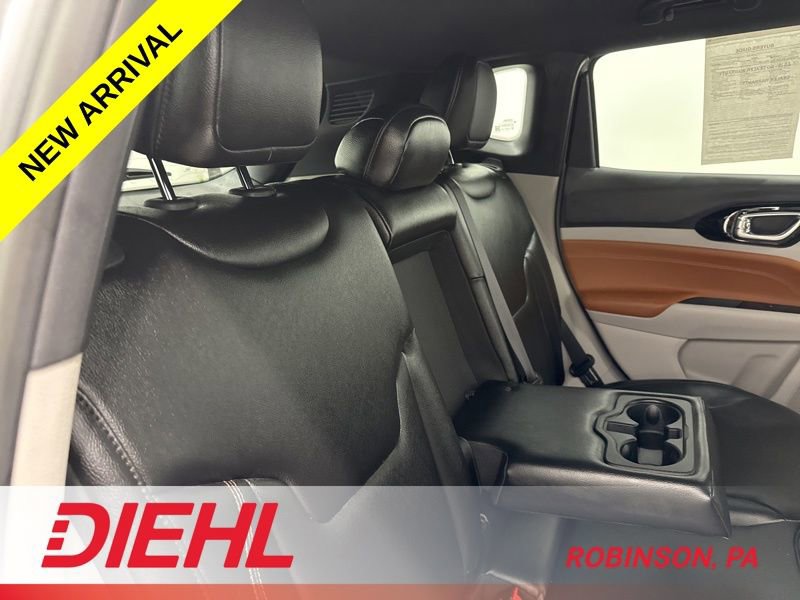 Certified 2024 Jeep Compass Limited image 11