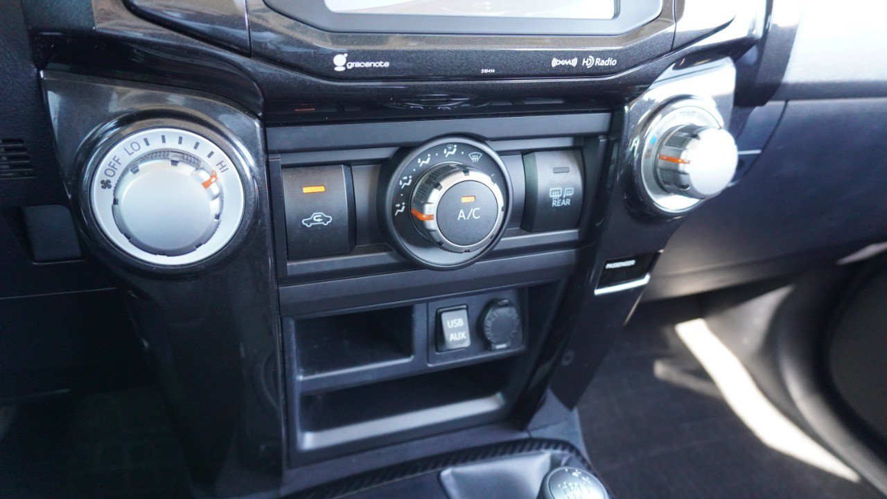 Used 2019 Toyota 4Runner TRD Off-Road AWD/4WD image 19