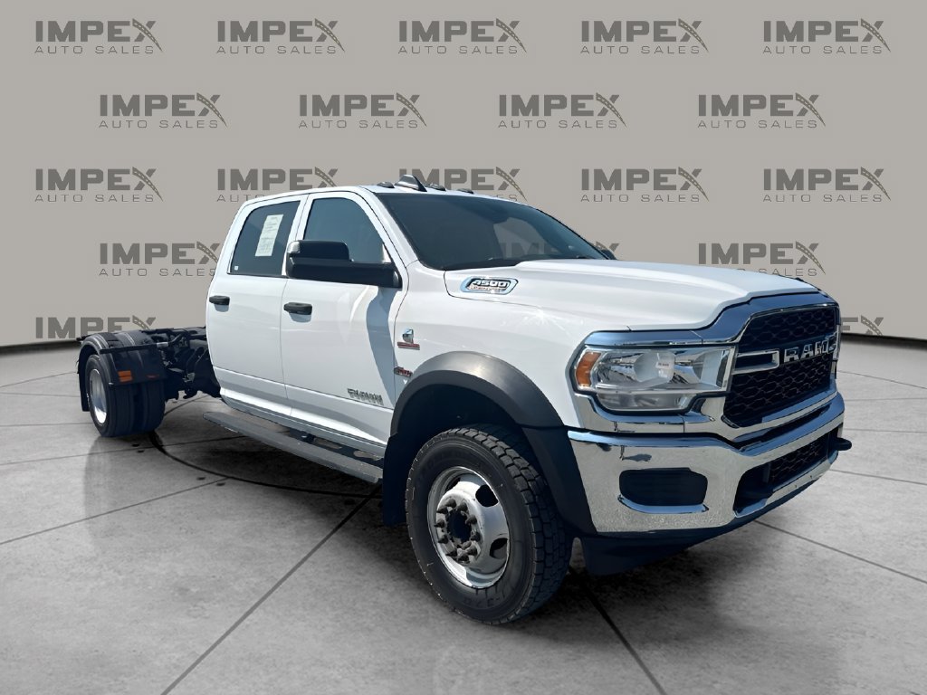 Used 2019 RAM 4500 Tradesman w/ Chrome Appearance Group RWD image 7