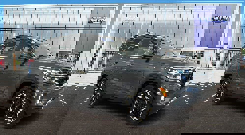 Used 2024 Kia Seltos SX w/ SX Sunroof Package image 1