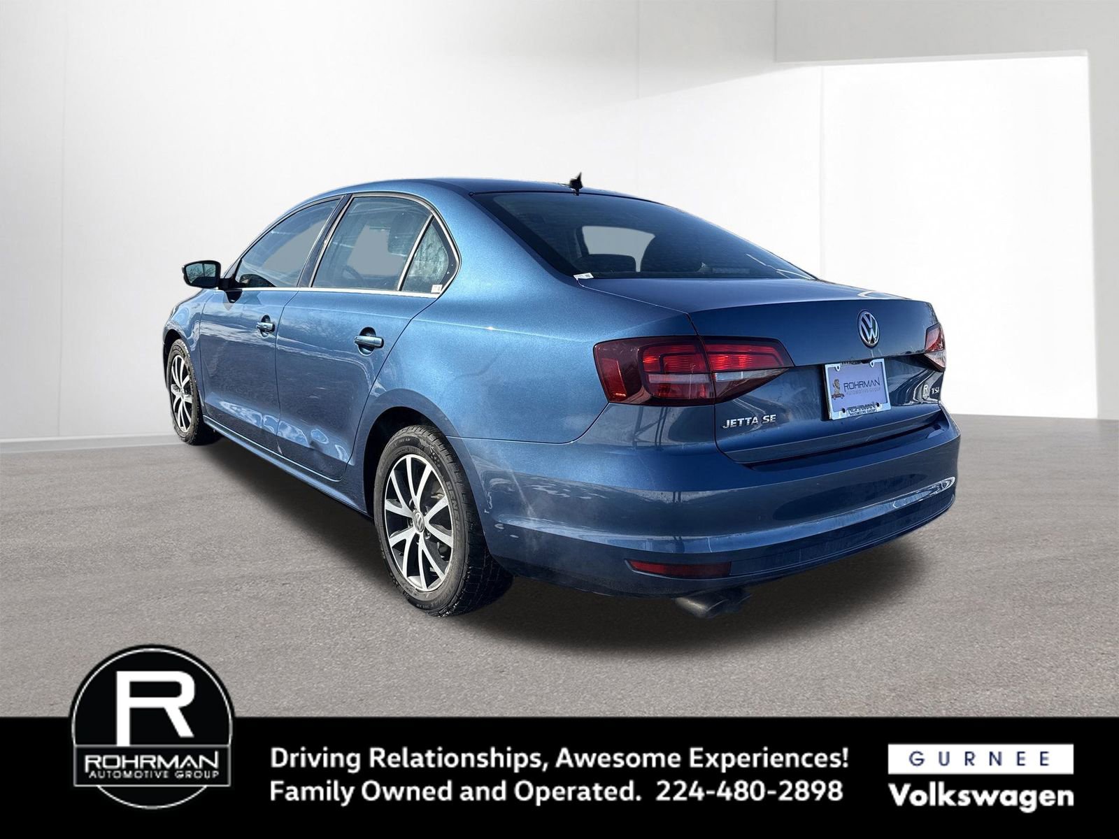 Used 2017 Volkswagen Jetta SE image 6