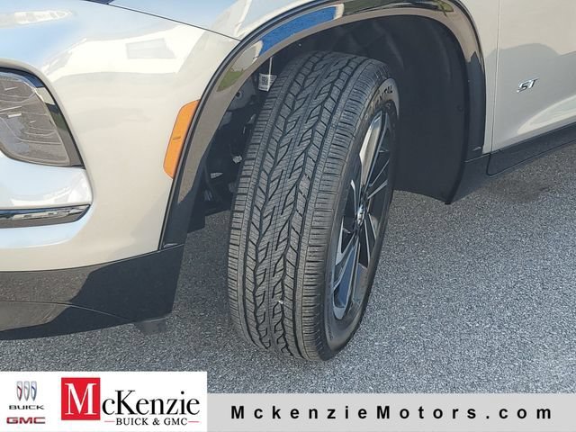 New 2027 Buick Enclave Sport Touring w/ Power Package FWD image 36