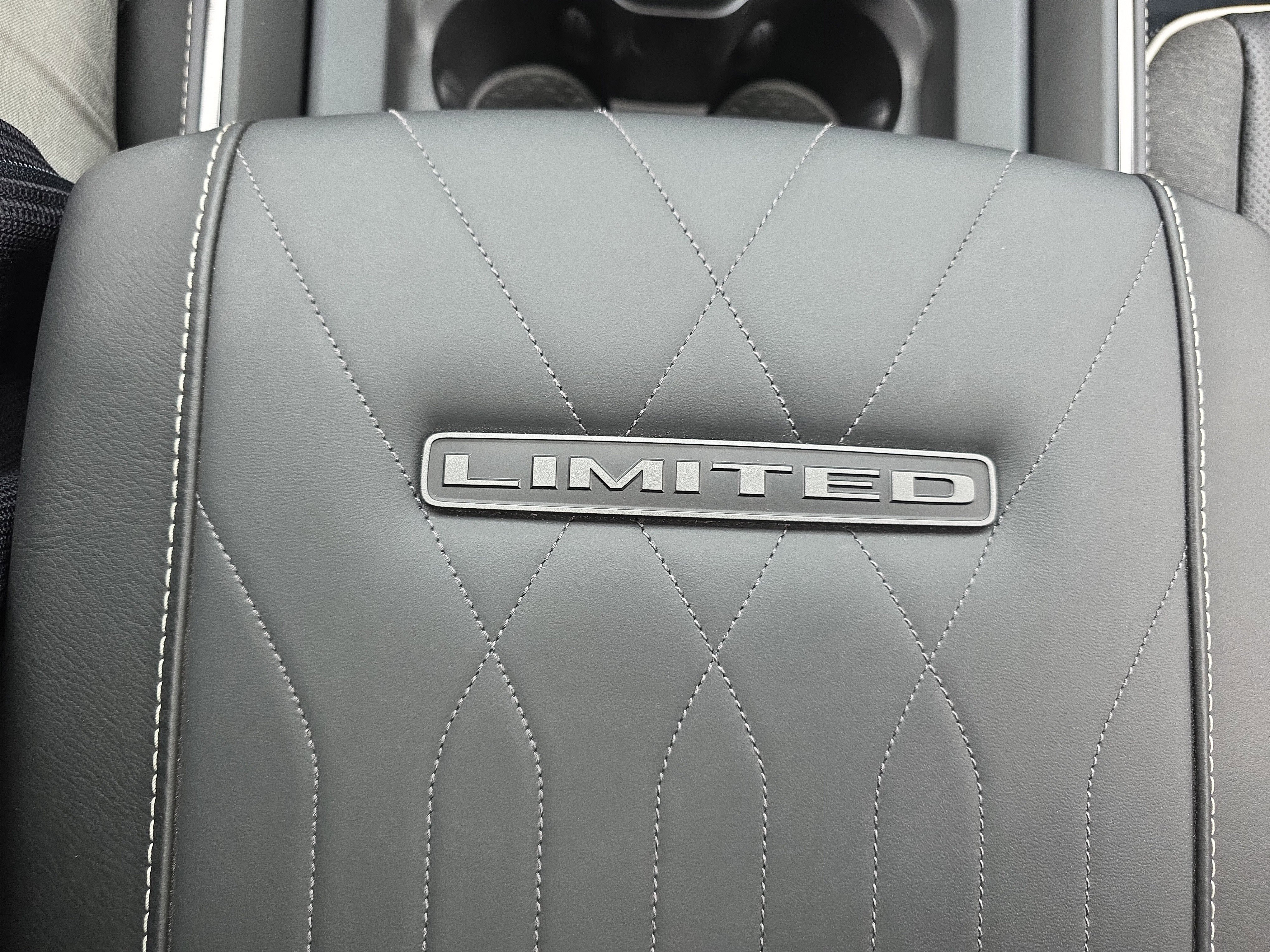 New 2026 RAM 2500 Limited image 10