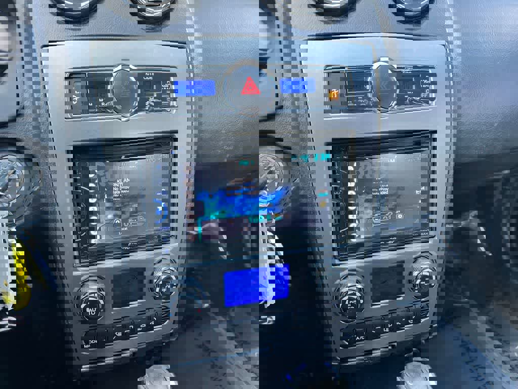 Used 2008 Hyundai Tiburon GT image 30