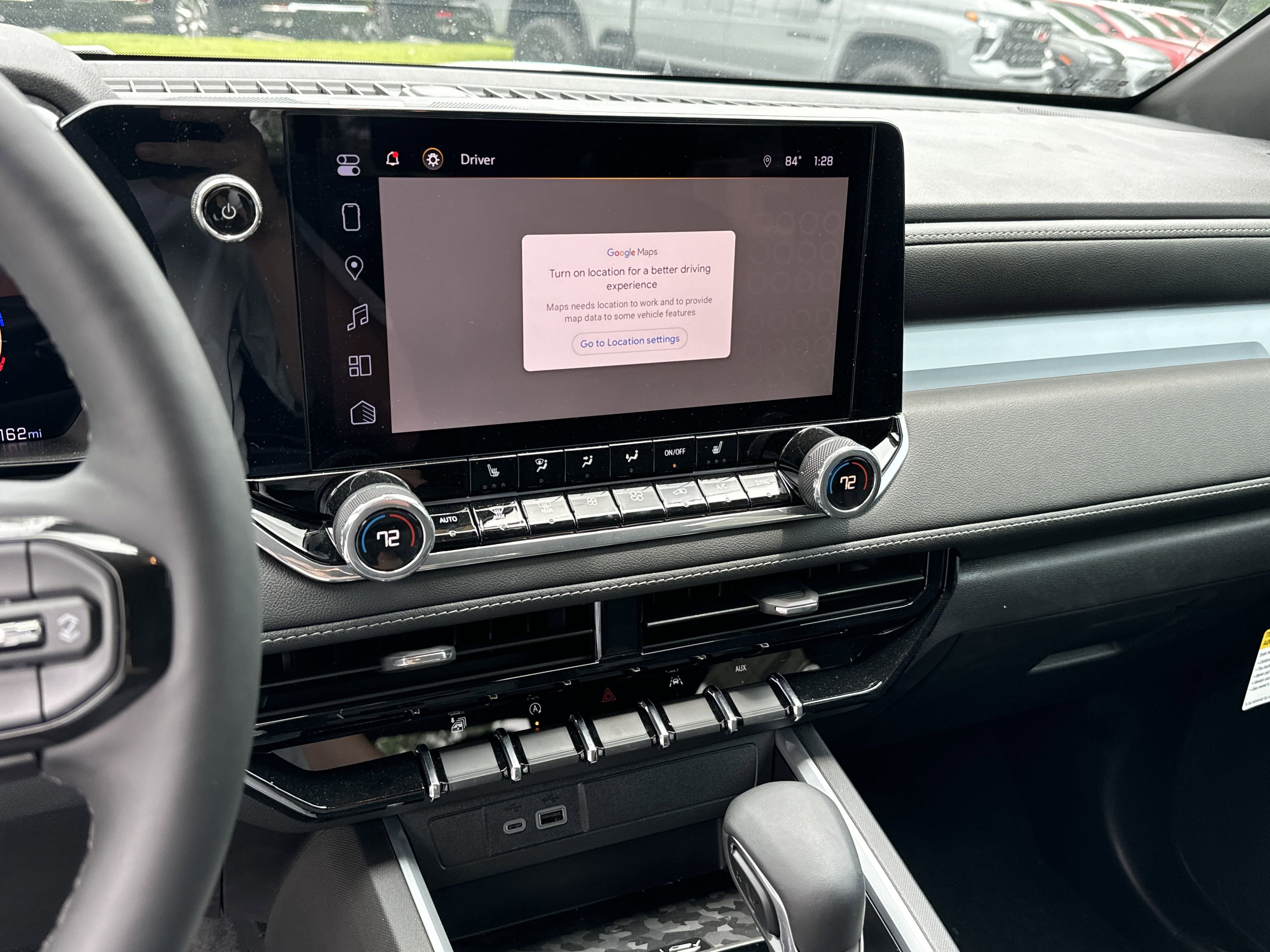 New 2024 Chevrolet Colorado LT w/ LT Convenience Package III image 24