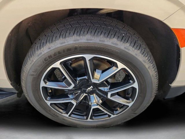 Used 2021 Chevrolet Tahoe RST w/ Luxury Package image 8