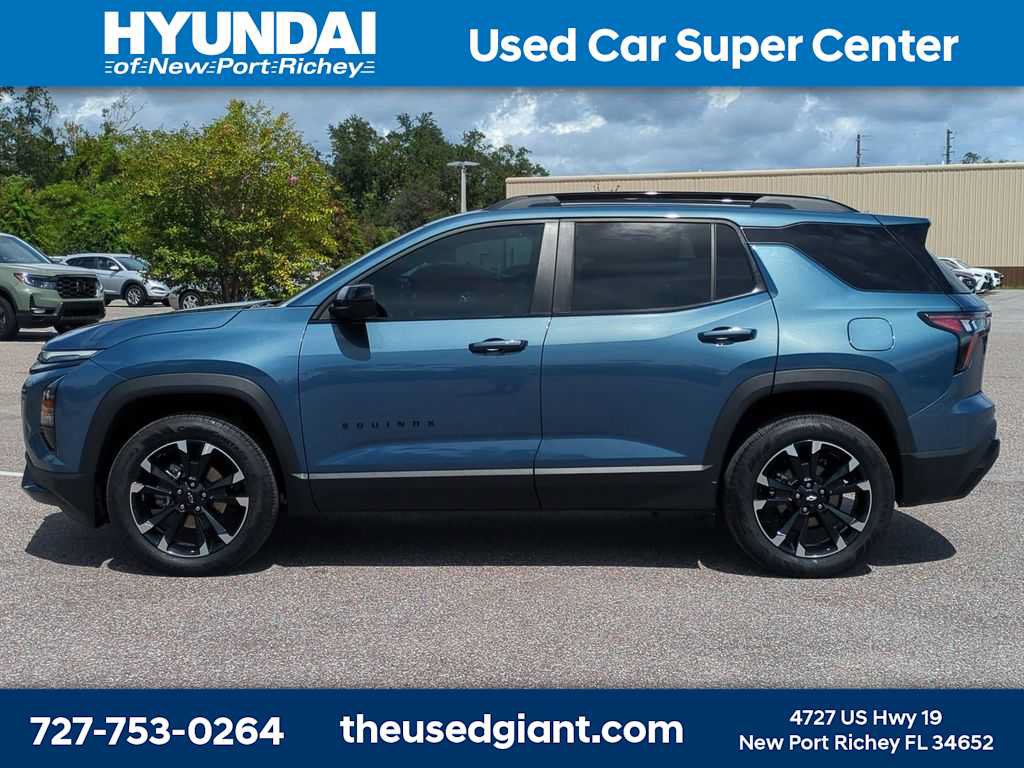 Used 2026 Chevrolet Equinox RS w/ Convenience Package III AWD/4WD image 2