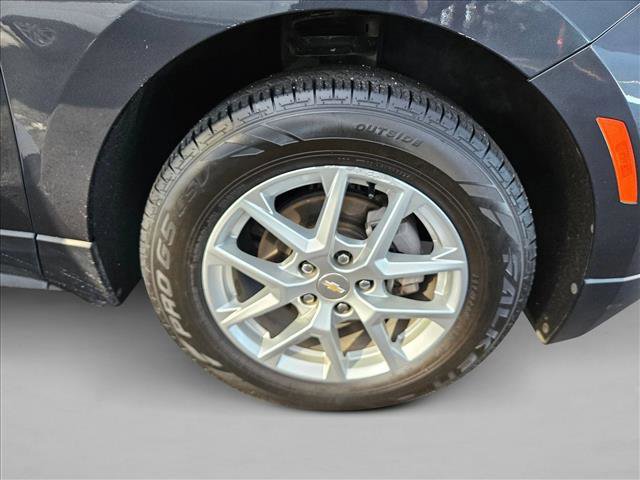 Used 2023 Chevrolet Equinox LT image 25