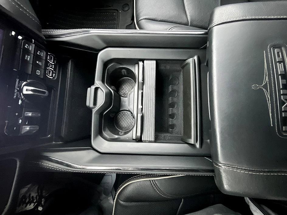 Used 2023 RAM 2500 Limited image 28