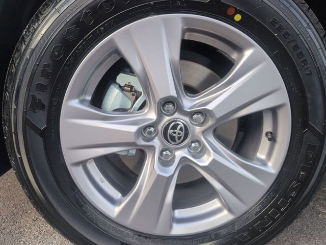 Certified 2025 Toyota RAV4 LE image 10