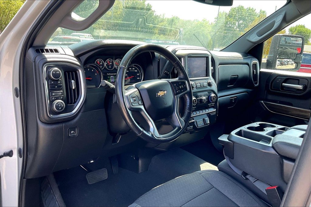Used 2022 Chevrolet Silverado 2500 LT w/ Convenience Package AWD/4WD image 10