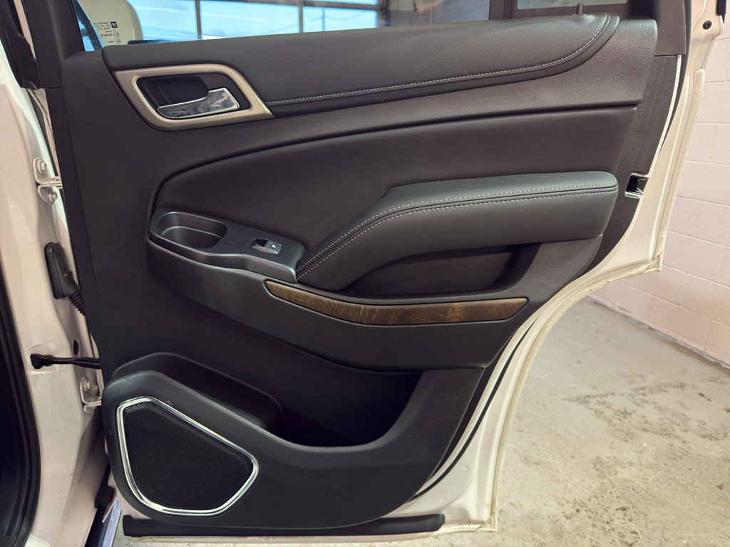 Used 2018 GMC Yukon Denali AWD/4WD image 25