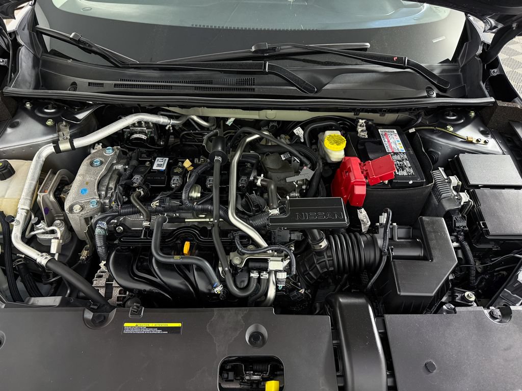 Certified 2023 Nissan Sentra SR w/ Midnight Edition Package FWD image 34