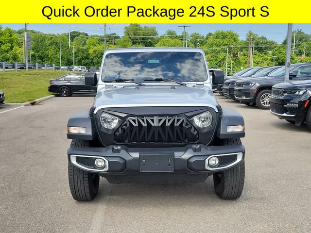Used 2023 Jeep Gladiator Sport AWD/4WD image 2
