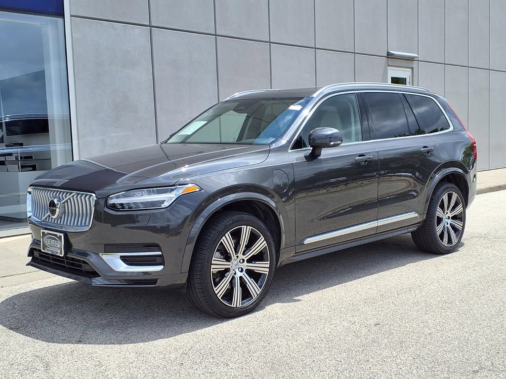 Certified 2025 Volvo XC90 T8 Plus w/ Protection Package