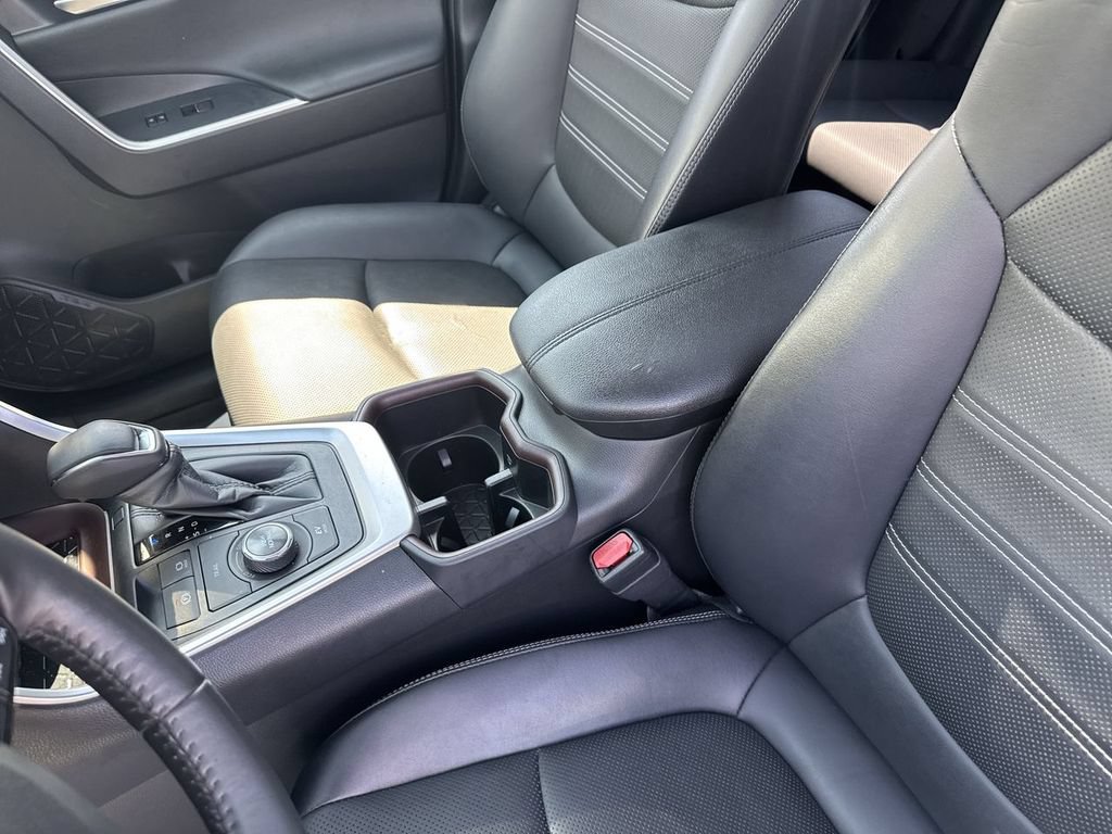 Used 2023 Toyota RAV4 Limited AWD/4WD image 27