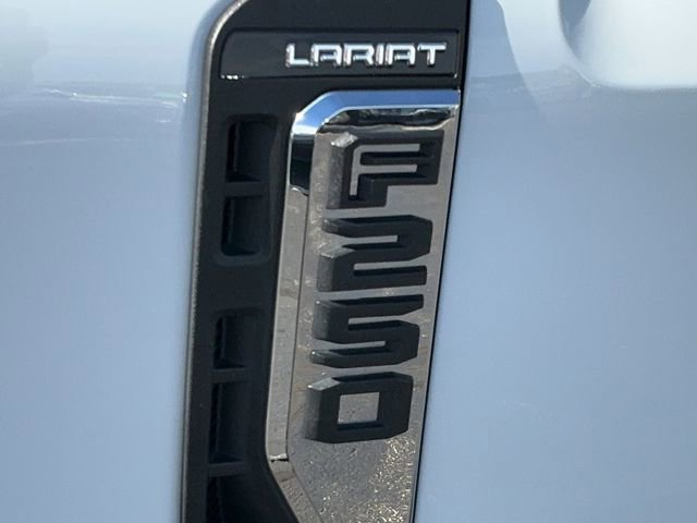 Used 2025 Ford F250 Lariat w/ Chrome Package image 10