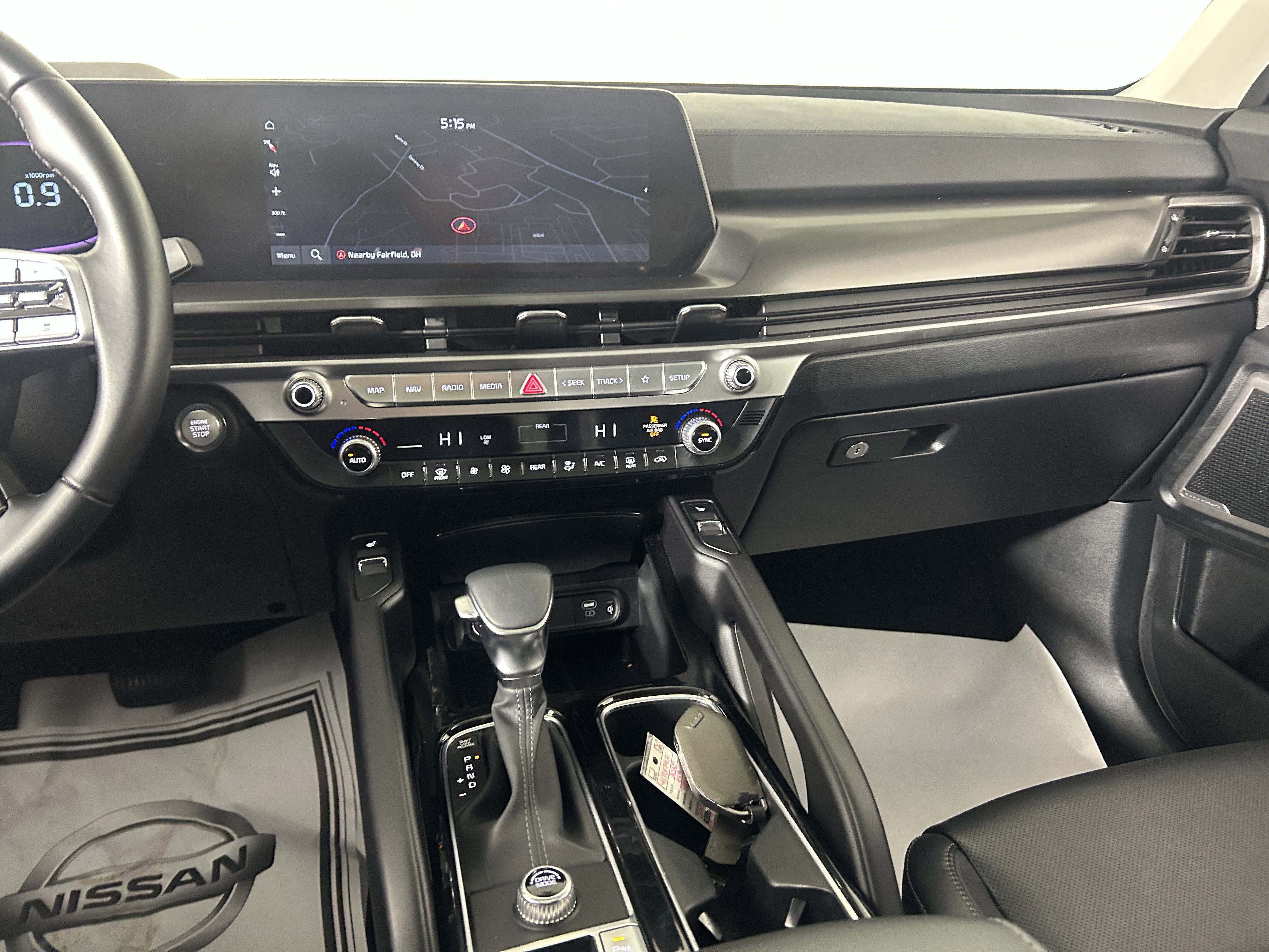 Certified 2025 Kia Telluride S image 28