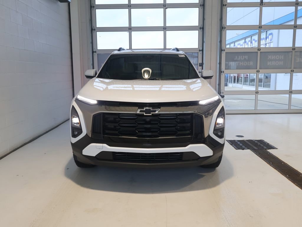 New 2026 Chevrolet Equinox ACTIV w/ Safety and Technology Package image 5