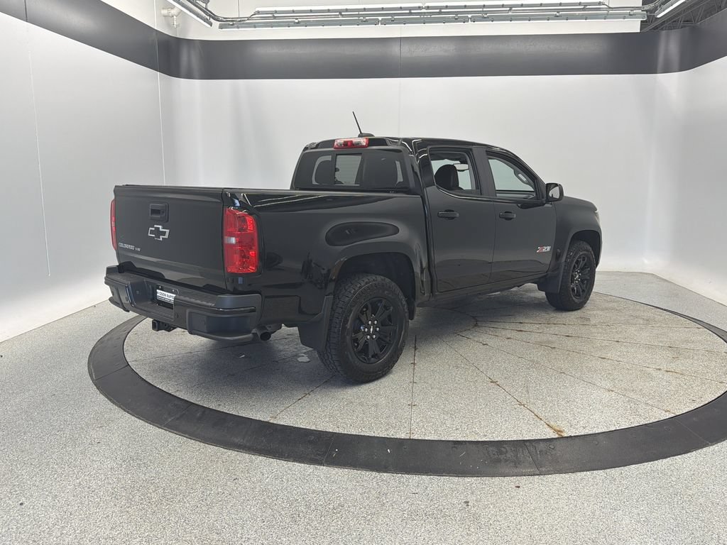 Used 2020 Chevrolet Colorado Z71 w/ Z71 Midnight Edition AWD/4WD image 6