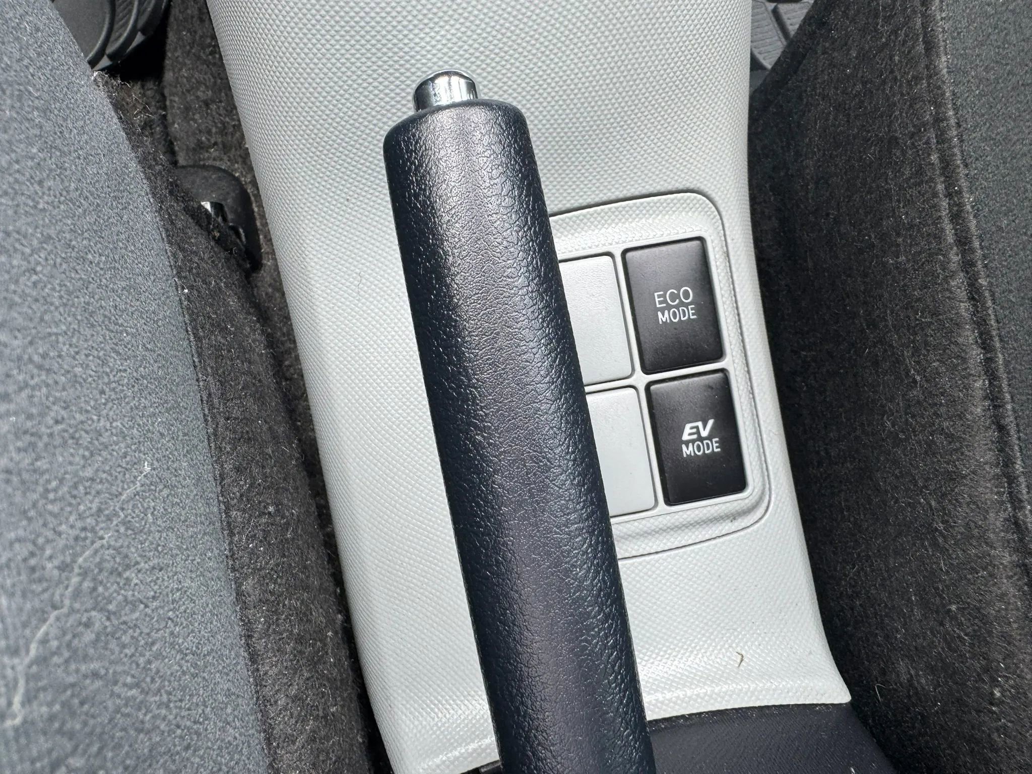 Used 2012 Toyota Prius C Three image 27