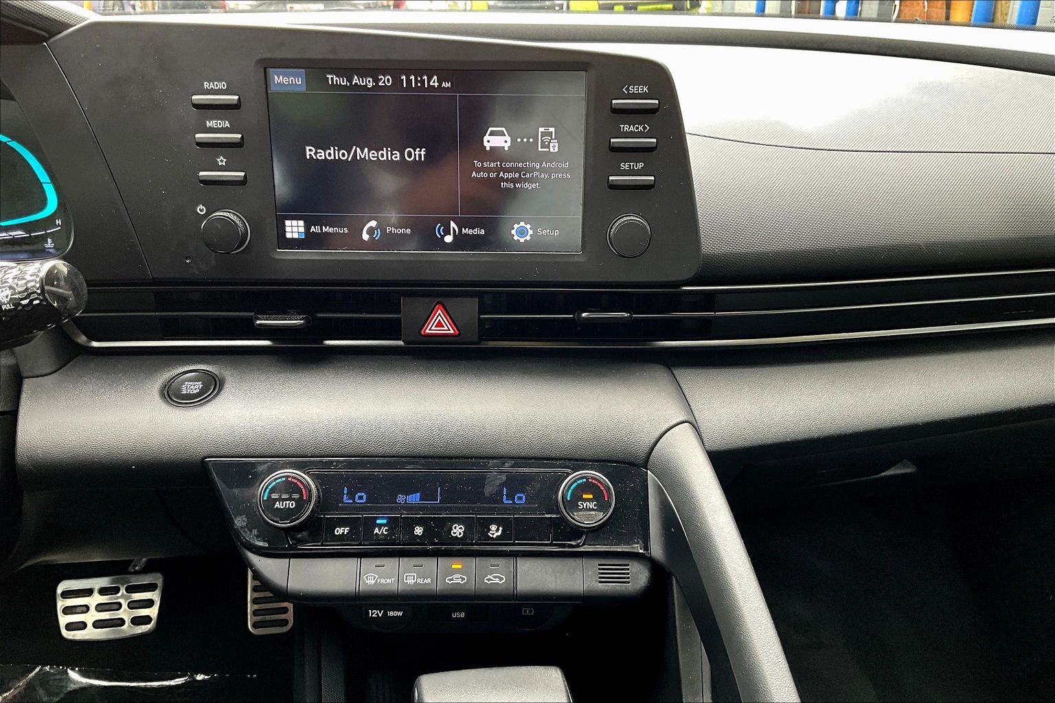 Used 2025 Hyundai Elantra Sport FWD image 12