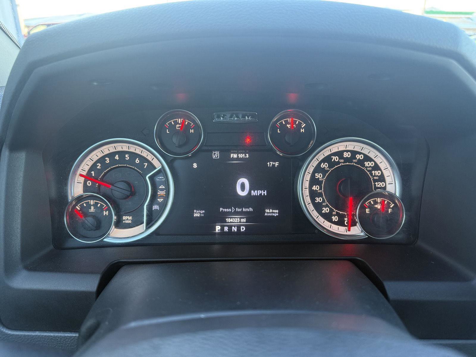 Used 2018 RAM 1500 SLT image 16