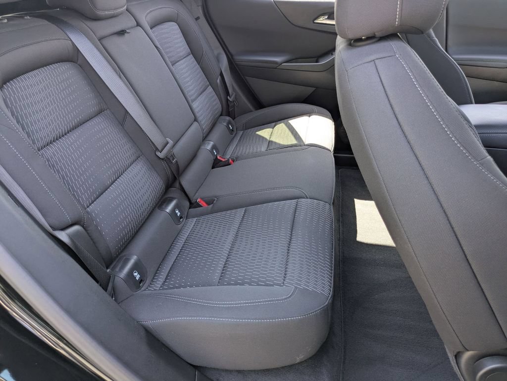 Used 2025 Chevrolet Equinox LT FWD image 28