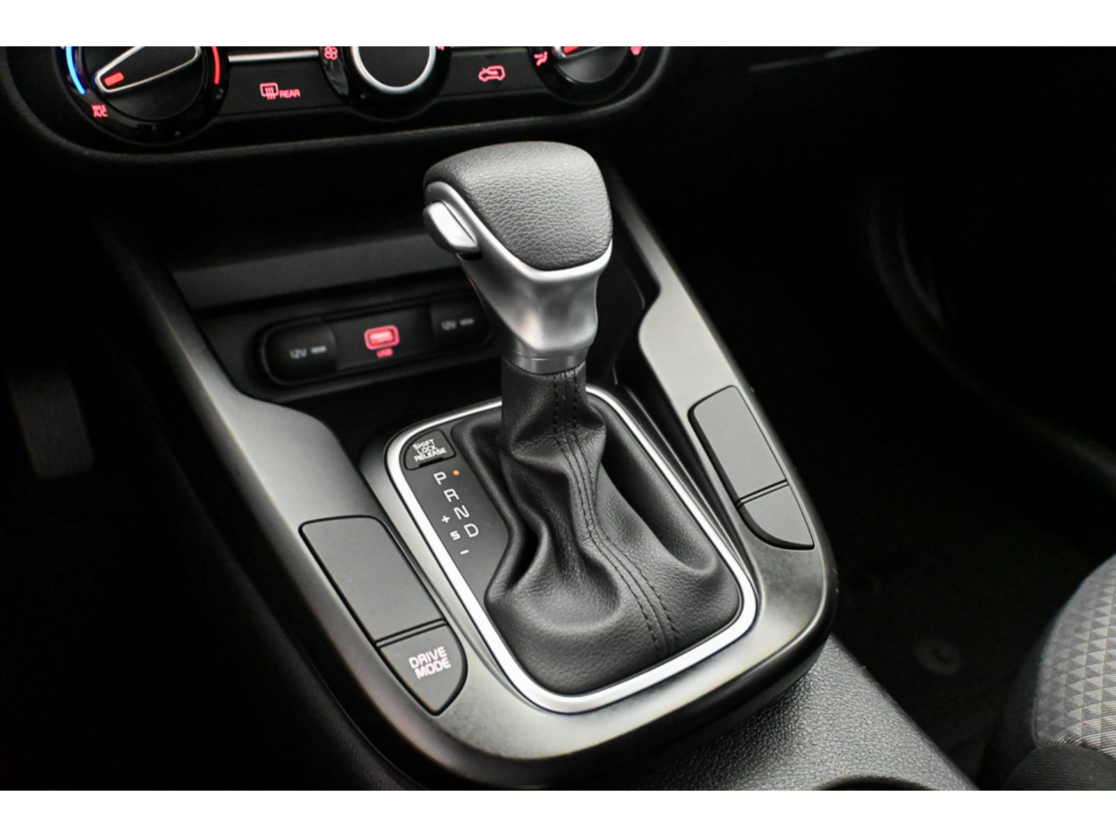 Certified 2021 Kia Soul LX FWD image 14