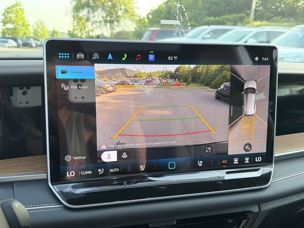 New 2026 Volkswagen Tiguan SEL R-Line AWD/4WD image 28