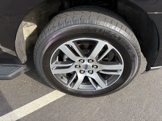Certified 2024 Ford Expedition Limited AWD/4WD image 9