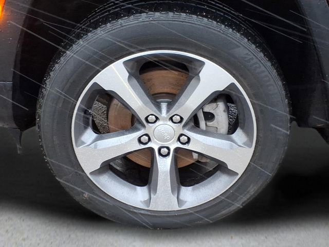 Used 2024 Jeep Grand Cherokee L Limited w/ Luxury Tech Group II image 10