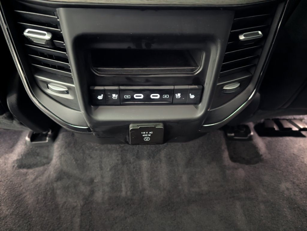 Used 2026 RAM 1500 Limited AWD/4WD image 12