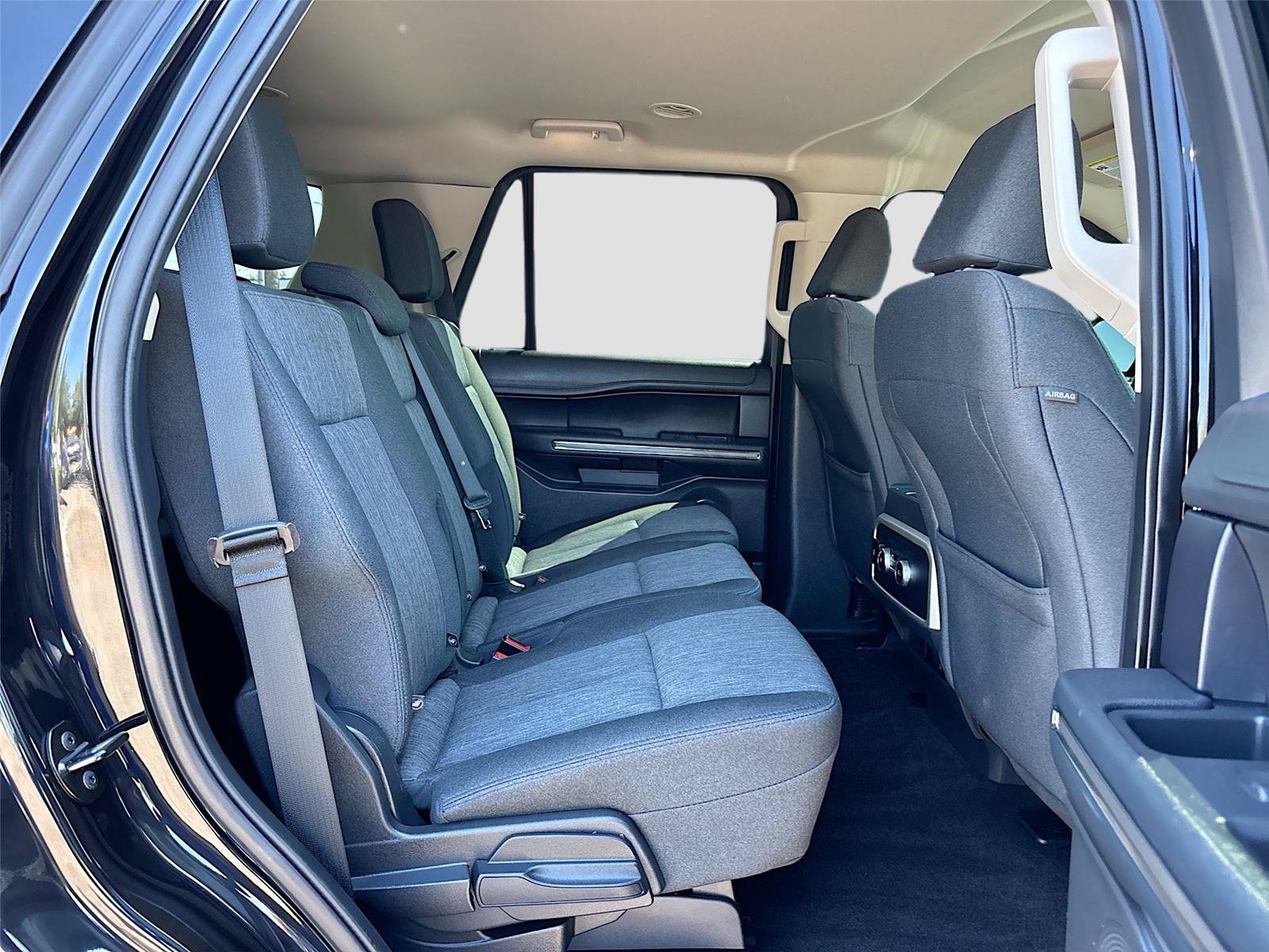 Used 2022 Ford Expedition XLT RWD image 28