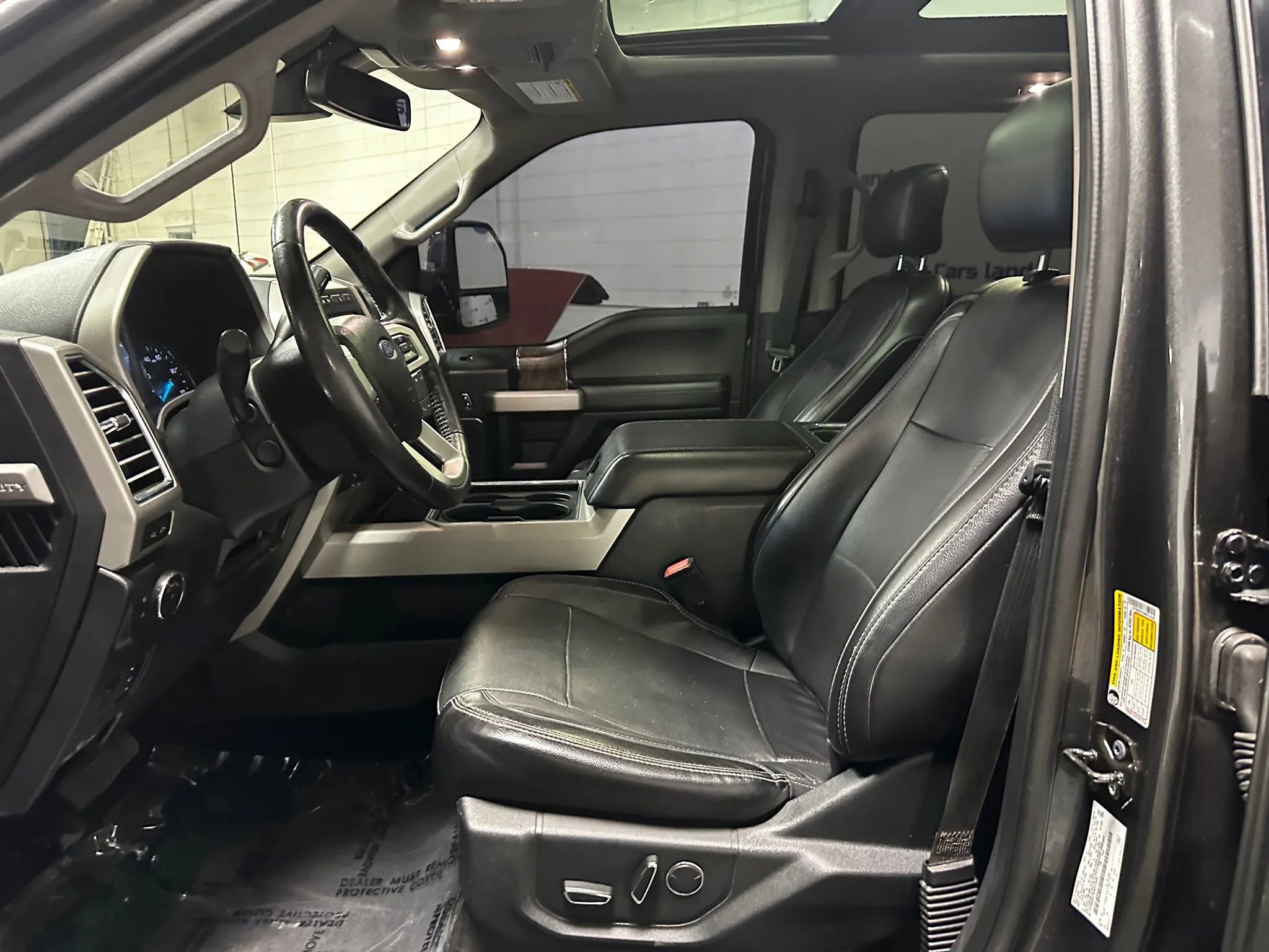 Used 2017 Ford F450 Lariat w/ Lariat Ultimate Package AWD/4WD image 10