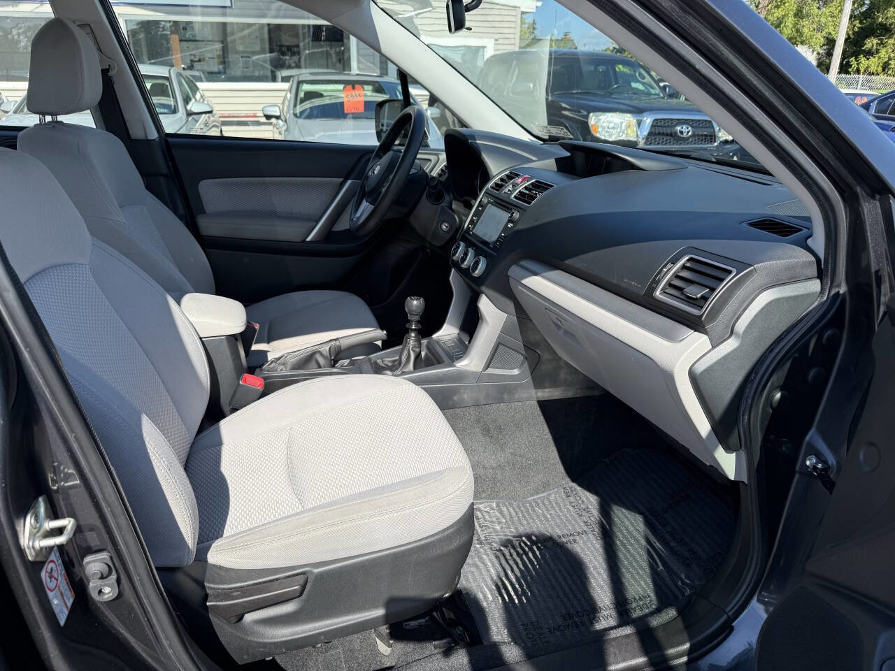 Used 2018 Subaru Forester 2.5i image 8