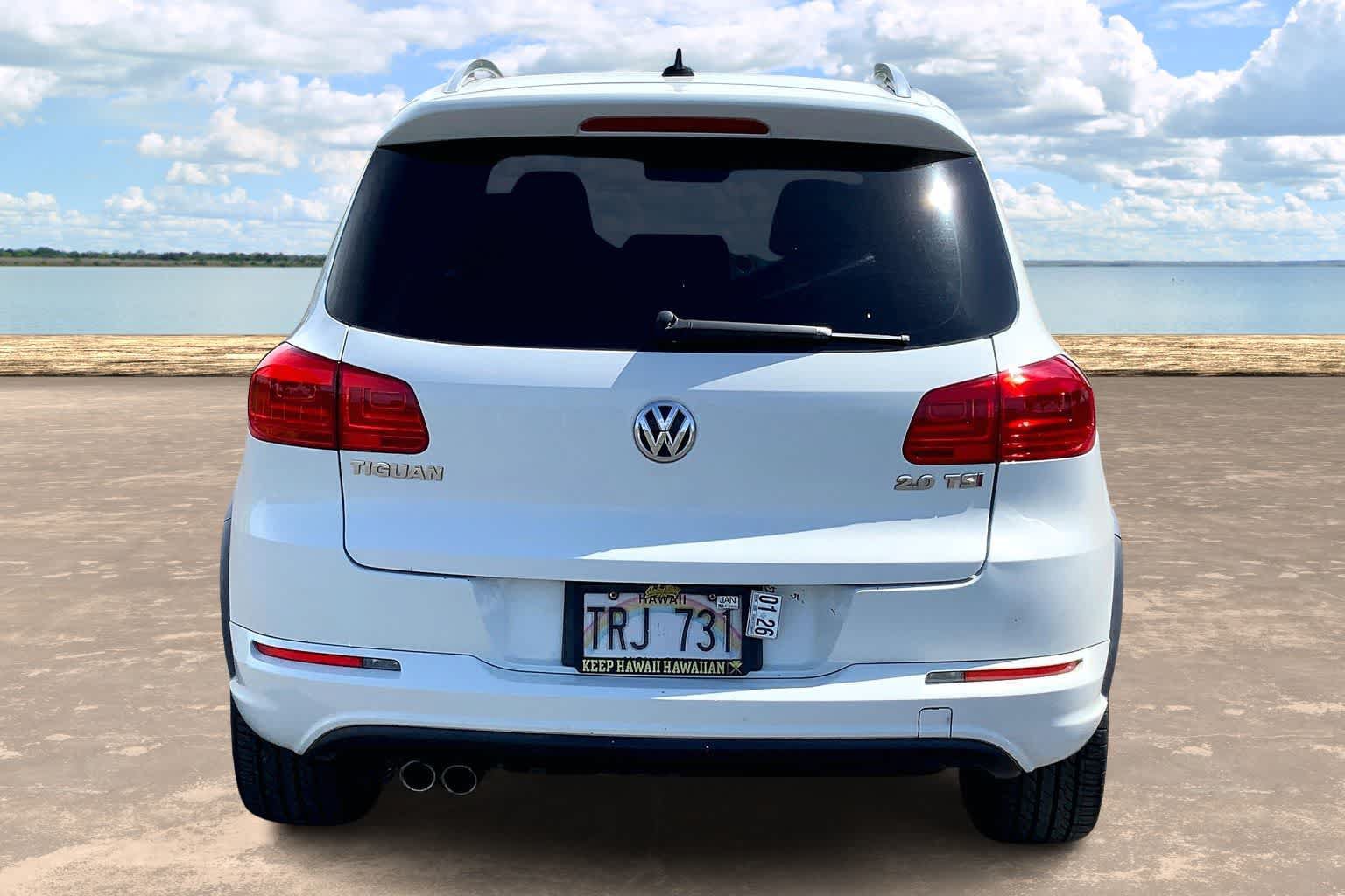 Used 2015 Volkswagen Tiguan R-Line FWD image 5
