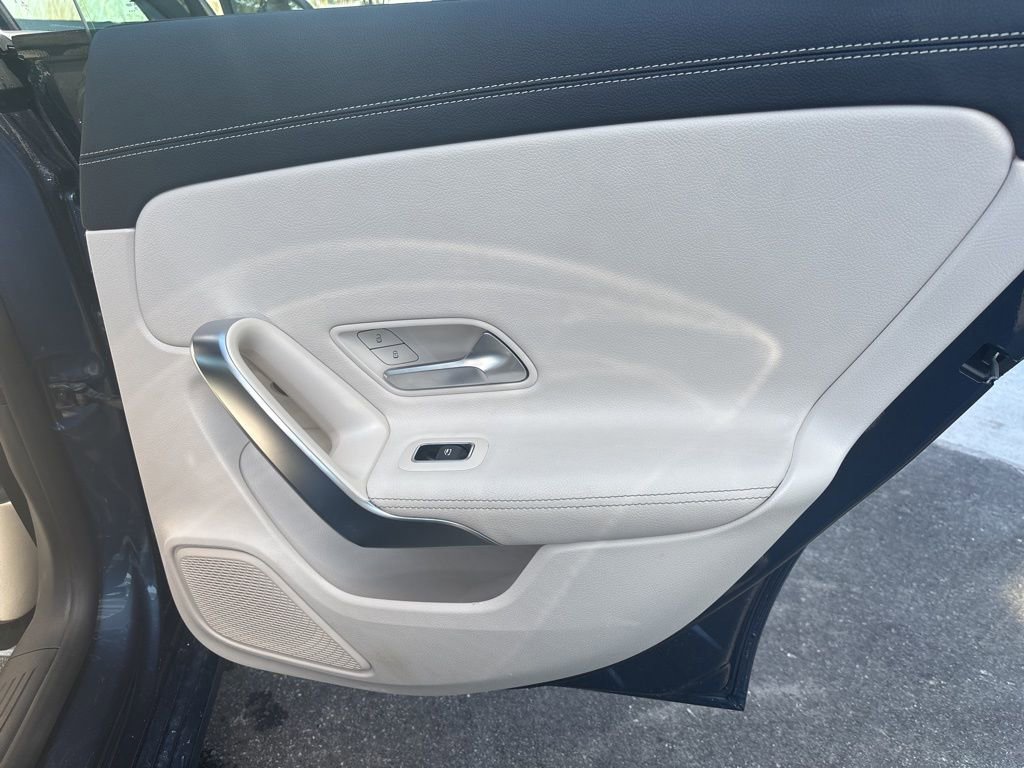 Used 2021 Mercedes-Benz CLA 250 CLA 250 image 21