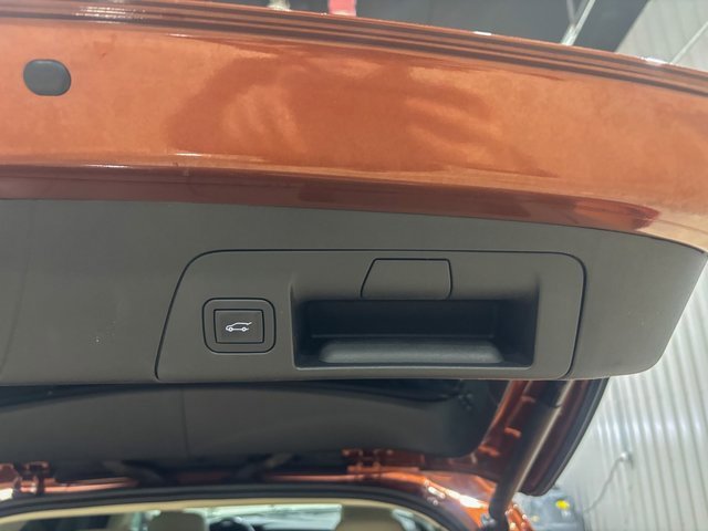 Used 2021 Buick Envision Preferred image 32