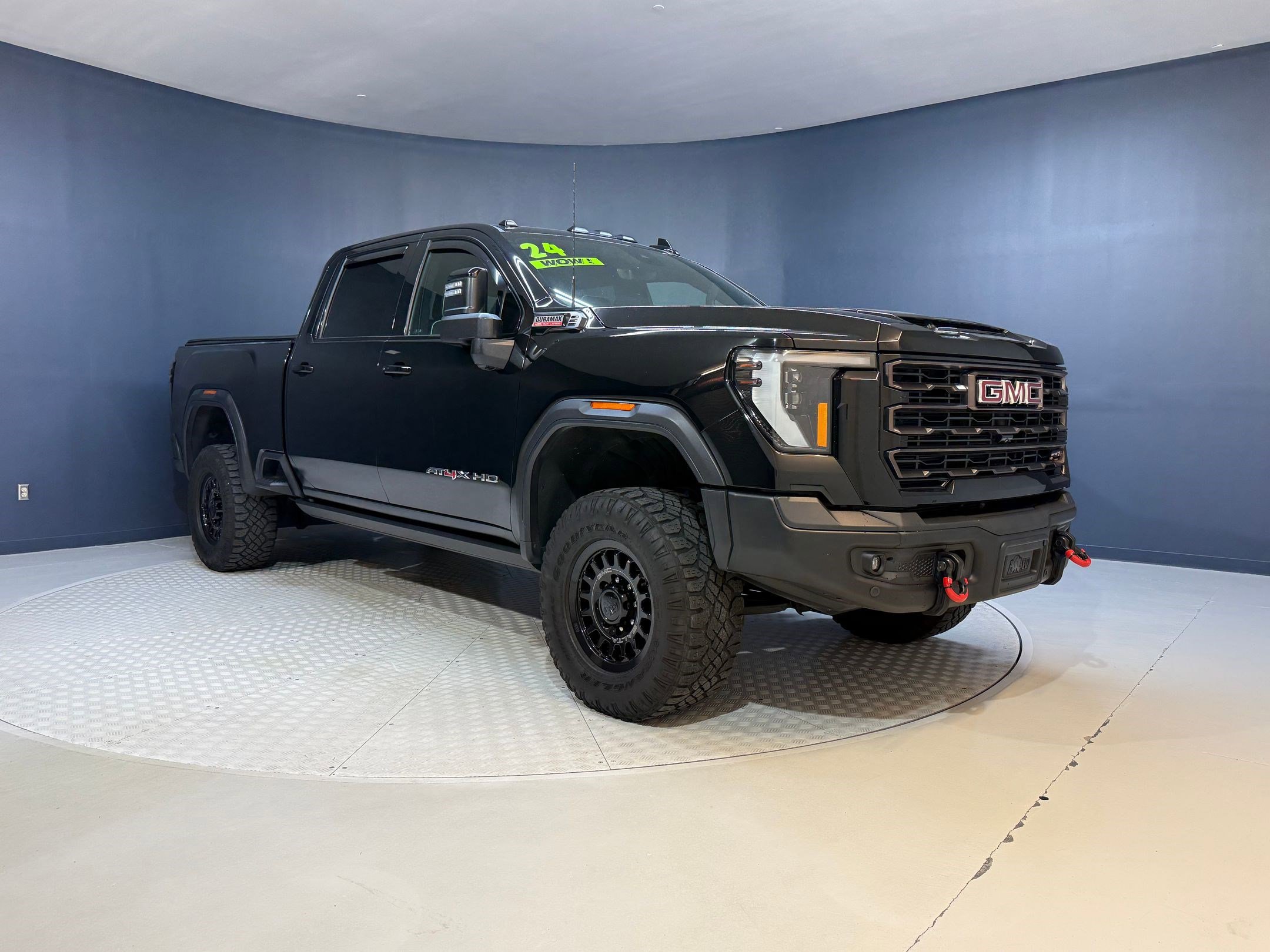 Used 2024 GMC Sierra 2500 AT4X w/ AT4X AEV Edition image 7