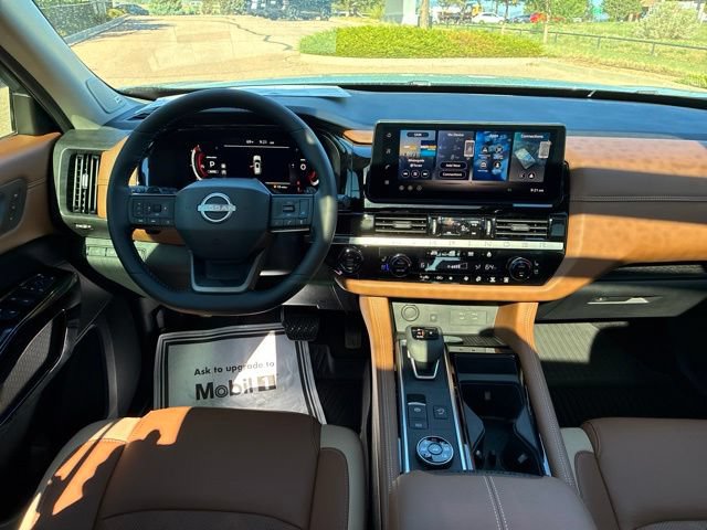 New 2026 Nissan Pathfinder Platinum AWD/4WD image 12