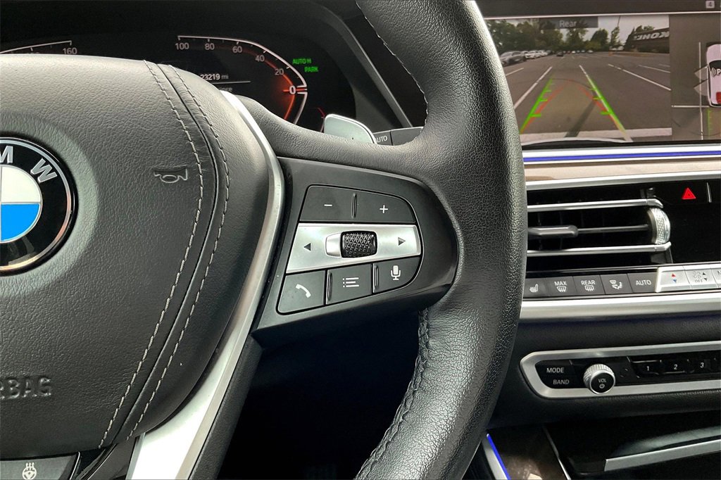 Used 2022 BMW X5 xDrive40i w/ Parking Assistance Package image 11