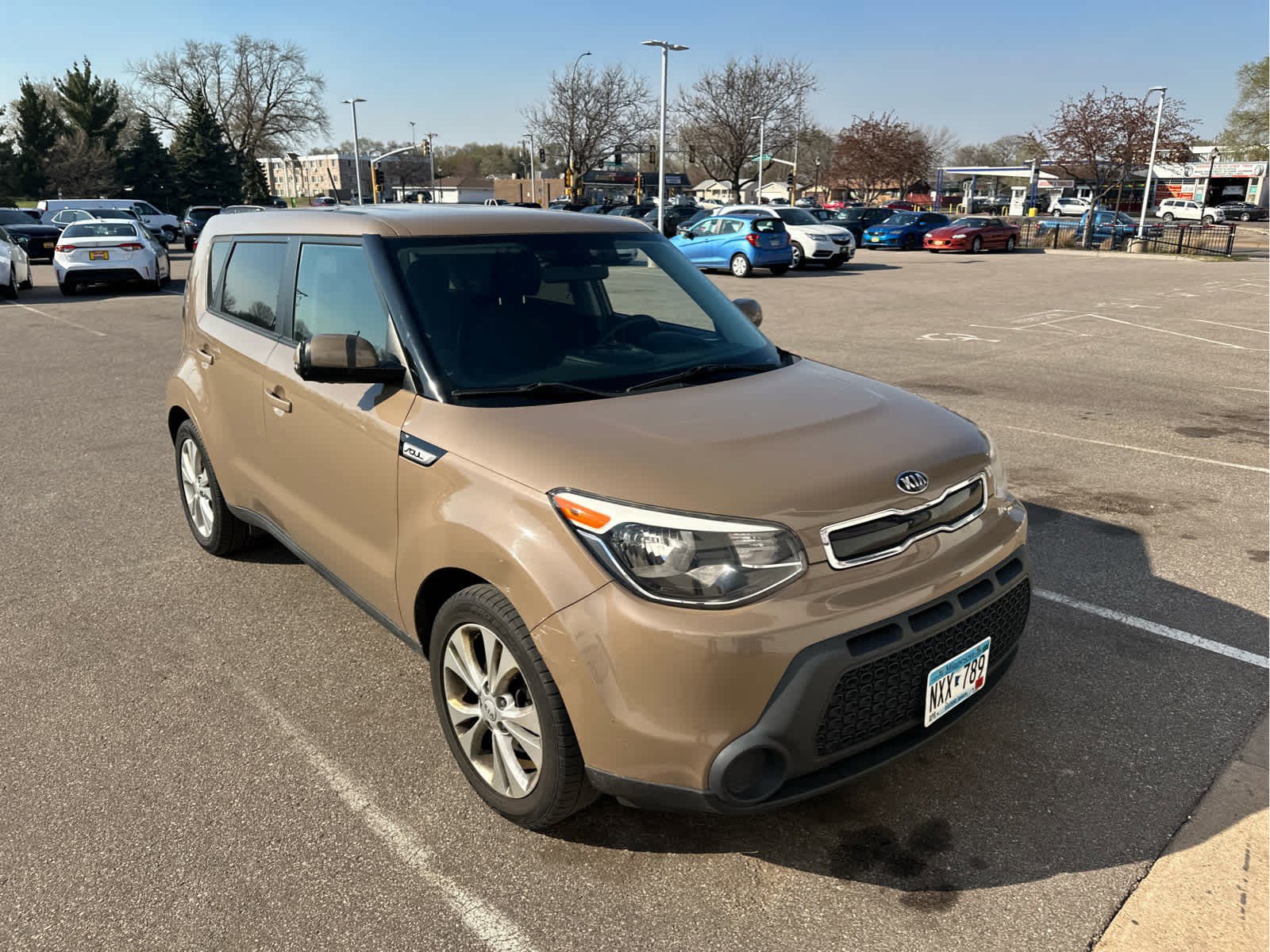 Used 2015 Kia Soul + FWD image 2
