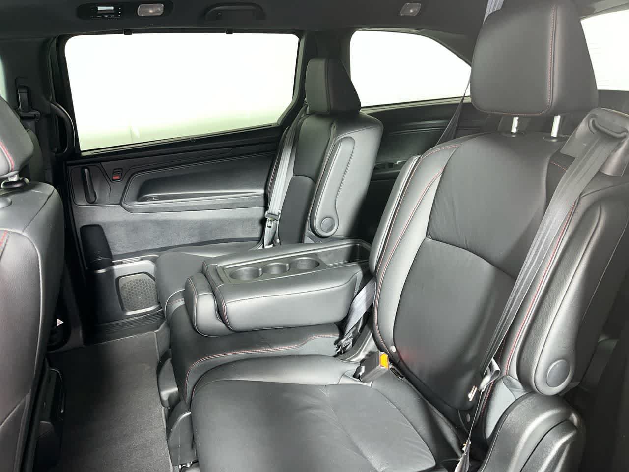 Used 2025 Honda Odyssey Sport-L image 29