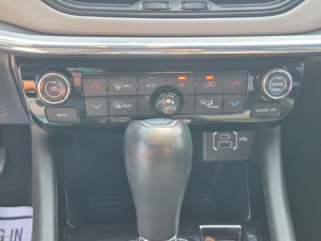 Used 2023 Jeep Compass Limited AWD/4WD image 24