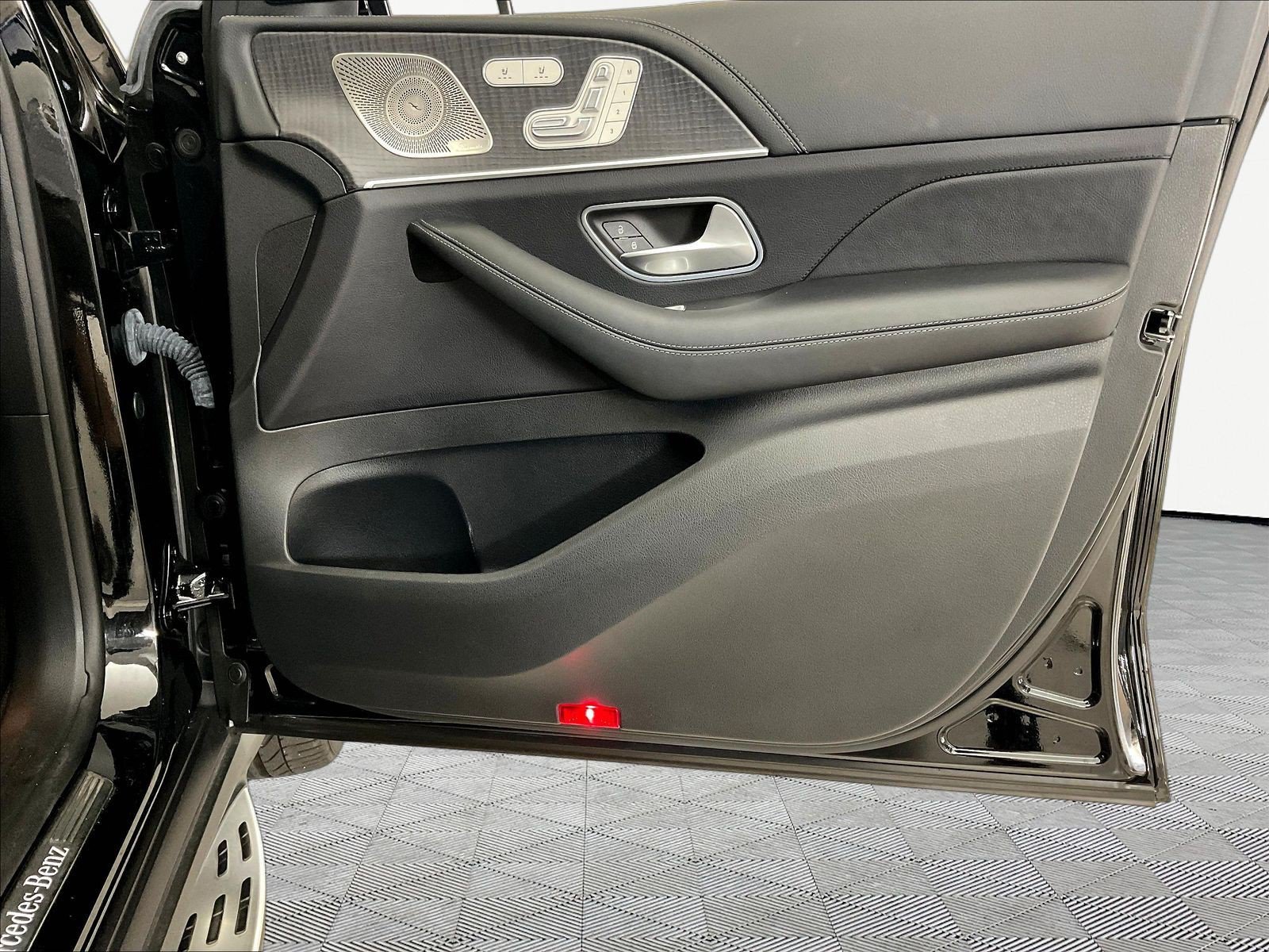 Certified 2023 Mercedes-Benz GLE 580 4MATIC image 28