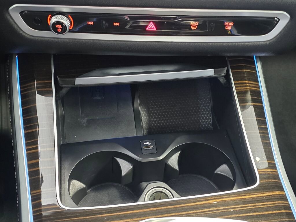 Used 2025 BMW X5 xDrive50e image 43